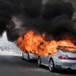 Francia: no riforma lavoro, scontri: auto lusso a fuoco2