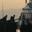 Migranti, via a piano Ue: portati dalla Grecia alla Turchia 5