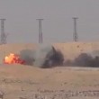 YOUTUBE Isis, Missile teleguidato distrugge camion suicida