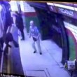 YOUTUBE Pensionato attese e spinse donna velata sotto metro 2