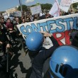 Pisa, corteo anti Renzi al Cnr: scontri con Polizia FOTO