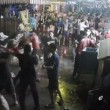YOUTUBE Thailandia: turisti scozzesi pestati senza motivo3