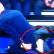 Benzema sbaglia, Zinédine Zidane si arrabbia e strappa i pantaloni