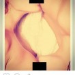 Selfie imbarazzante su Instagram, il capo la licenzia FOTO222
