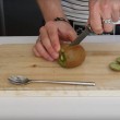 Come sbucciare il kiwi in poche mosse