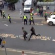 Londra, scontri al Carnevale di Luton: sei arresti
