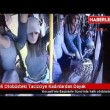 Molesta ragazza su bus, gruppo di donne lo picchia