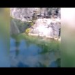 Salta con bungee jumping e sbatte sulla roccia 4