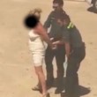 YOUTUBE Ibiza: ubriaca a bordo litiga con hostess, arrestata2
