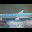 Jet Korean Air, motore a fuoco: paura a bordo6