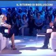 Berlusconi da Barbara D'Urso racconta barzelletta e... 3
