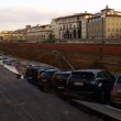 Firenze, voragine su Lungarno: 20 auto inghiottite FOTO