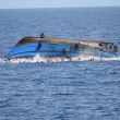 Mamma muore in mare: bimba 9 mesi sbarca sola a Lampedusa01