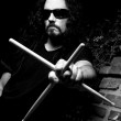Nick Menza, ex batterista Megadeth collassa su palco e muore 4