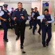 Nuova Zelanda, polizia cerca nuove reclute ballando8