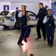 Nuova Zelanda, polizia cerca nuove reclute ballando6