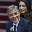 YOUTUBE George Clooney e Richard Gere premiati dal Papa 4