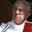 Papa Francesco apre alle donne sacerdote