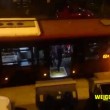 VIDEO Maxi rissa tra immigrati sul bus Atac a Roma