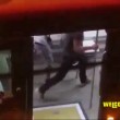 VIDEO Maxi rissa tra immigrati sul bus Atac a Roma 4