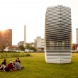 Rotterdam, torre aspira smog per ripulire la città FOTO