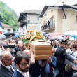 Gianluca Buonanno funerali, Matteo Salvini piange 02