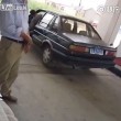 Cina, moglie chiusa nel bagagliaio dopo essere stata picchiata3