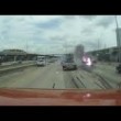 Due Tir si scontrano: fiamme sull'autostrada2