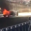 Lamborghini da 300mila euro in fiamme in galleria 2