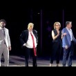 Meryl Streep imita Trump: pancione e cravatta rossa 3