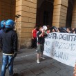 Salvini a Bologna, scontri centri sociali polizia 17