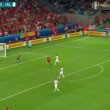 Cristiano Ronaldo liscia e sbaglia gol in Portogallo-Islanda 02