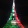 Euro 2016, la Tour Eiffel si tinge del tricolore FOTO