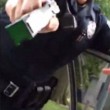 VIDEO YOUTUBE Poliziotto usa taser contro ragazzo e quasi lo uccide 8