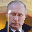 Vladimir Putin cancella visite. Paura per condizioni di salute