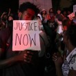 Houston, polizia uccide afroamericano armato