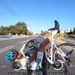 GoPro sul caschetto riprende caduta dei tre ciclisti8