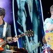 YOUTUBE Michael J.Fox sul palco dei Coldplay suona "Johnny Be Goode"7