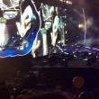 YOUTUBE Michael J.Fox sul palco dei Coldplay suona "Johnny Be Goode"2