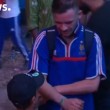 YOUTUBE Euro 2016, piccolo tifoso portoghese abbraccia francese in lacrime 2