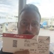 Francesco Facchinetti in aereo per Milano atterra ad Amsterdam 2