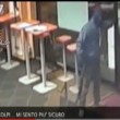 Se reagisce prendi fucile a pompa e...": tre arresti a Milano per rapina 2