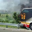Taiwan, bus in fiamme su autostrada: 26 morti