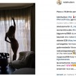 Kate Hudson nuda alla finestra fa impazzire i fan FOTO01