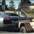 Lamborghini trasporta capre col rimorchio2