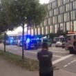 Monaco di Baviera: spari in centro commerciale, "molti morti"6