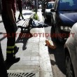 Roma Prenestina, uomo precipita da un palazzo: ipotesi suicidio FOTO
