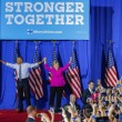 Usa 2016, Obama incorona Hillary Clinton: "Scegliete lei come presidente" 2