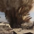 Aleppo, palazzo bombardato: detriti in aria, ribelli scappano nei tunnel6