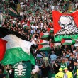 YOUTUBE Celtic, tifosi con bandiere Palestina: in campo squadra israeliana3